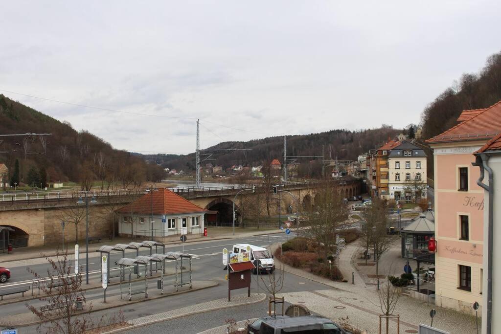 Appartement Elbtalblick Koenigstein Im Deutschen Haus Extérieur photo